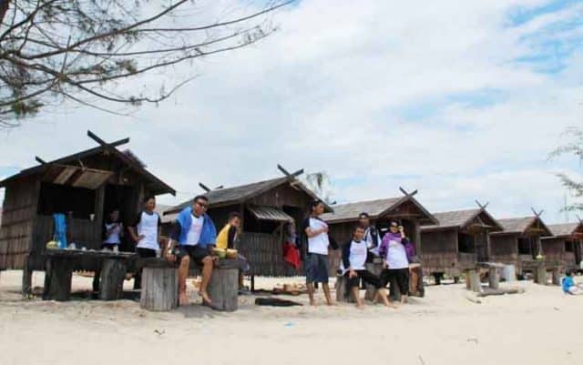 PANTAI UJUNG PANDARAN