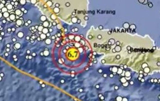 76389 gempa bumi magnitudo 67 di banten sampai guncang jakarta bmkg tidak berpotensi tsunami