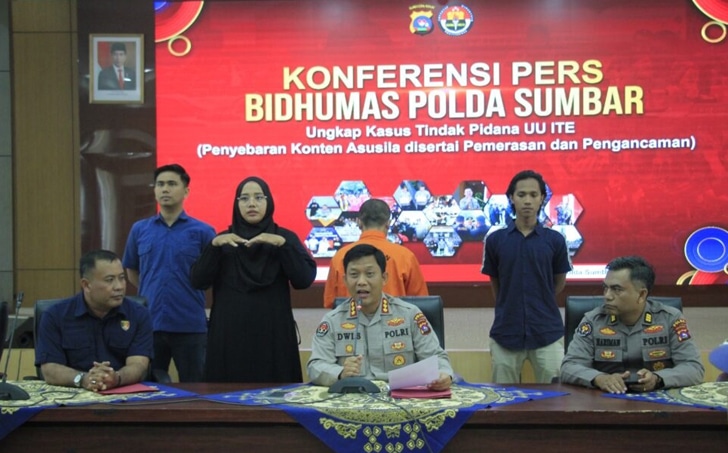 Pelaku Penyebaran Konten Asusila
