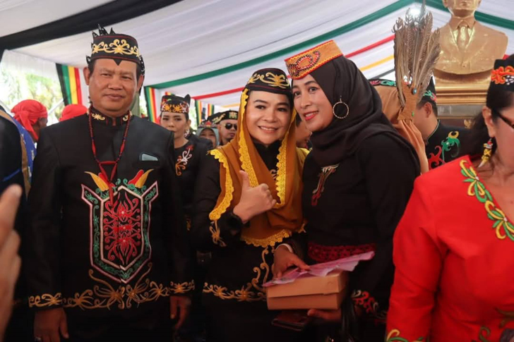 Bupati Seruyan Hadiri pengukuhan Ketua TP PKK Kalteng 1 3